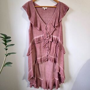 EUC LIKE NEW ENTRO V NECK RUFFLED HIGH LOW BUTTONED TOP SIZE LARGE